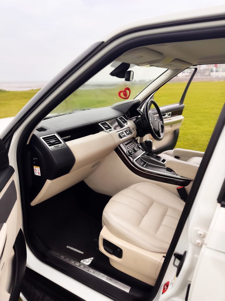 Land Rover, RANGE ROVER SPORT, Estate, 2010, Semi-Auto, 2993 (cc), 5 doors