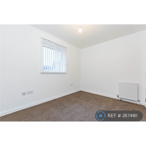 2 bedroom flat in Shaw Road, Aberdeen, AB25 (2 bed) (#2674161)