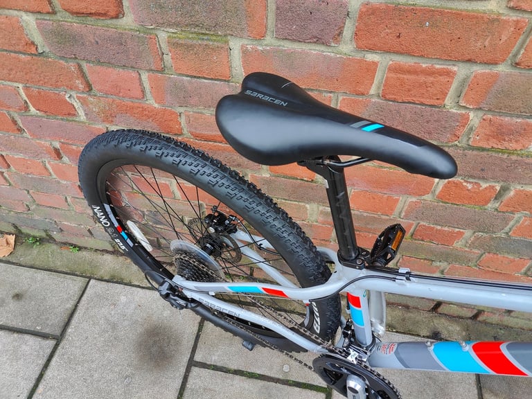 SERVICED (6107) 27.5" SARACEN TUFFTRAX 24-speed Aluminium Mountain BIKE Disc Brakes BICYCLE Size S/M
