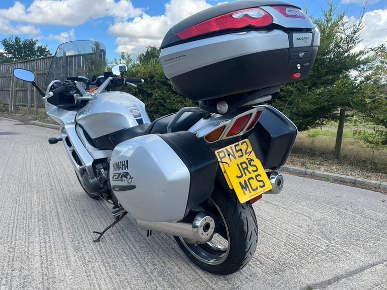 2002 52 YAMAHA FJR 1300 FJR1300 SPORTS TOURER LUGGAGE NEW MOT HPI CLEAR