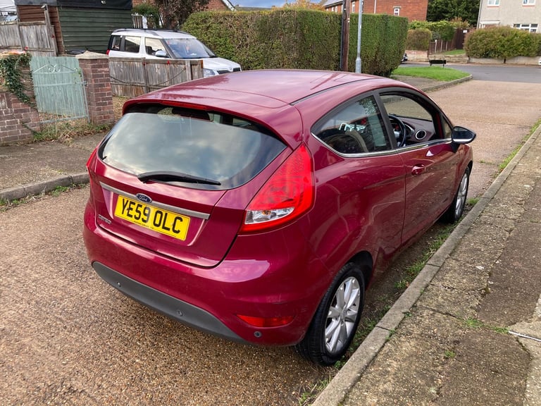 2009 FORD FIESTA 1.4 ZETEC 3 DOOR HATCHBACK, ULEZ COMPLIANT. YEARS MOT. .