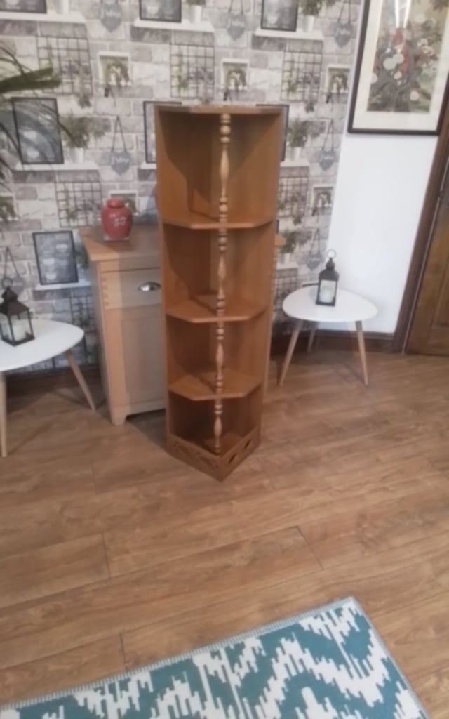 CLASSIC CORNER SHELVING 
