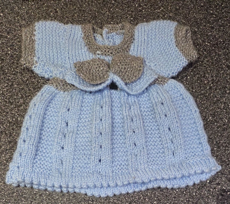image for DOLLS CLOTHES