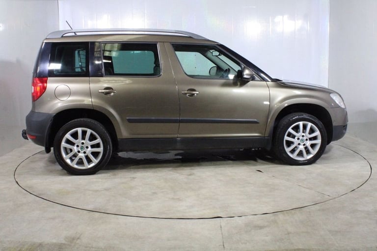 2012 61 SKODA YETI 2.0 TDI ELEGANCE SUV 5DR DIESEL DSG 4WD EURO 5 (140 PS) DIESE
