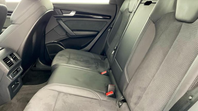 2024 Audi Q5 Black Edition 40 TDI quattro 204 PS S tronic Automatic SUV Diesel Automatic