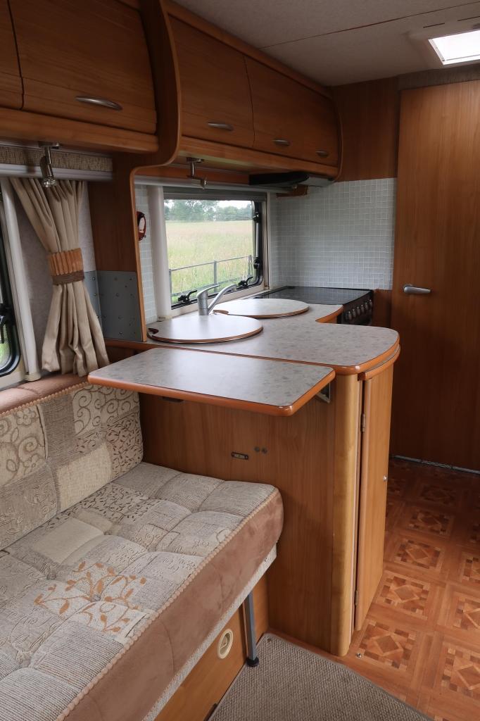 2007 AUTOCRUISE STARBURST 