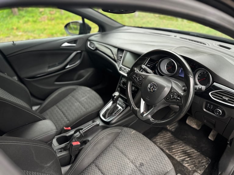 2017 Vauxhall Astra 1.4T 16V 150 SRi Nav 5dr Auto HATCHBACK Petrol Automatic