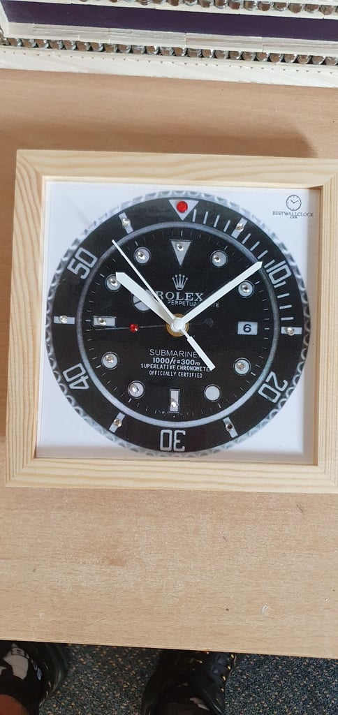8 inch Quartz sweeping wall clock