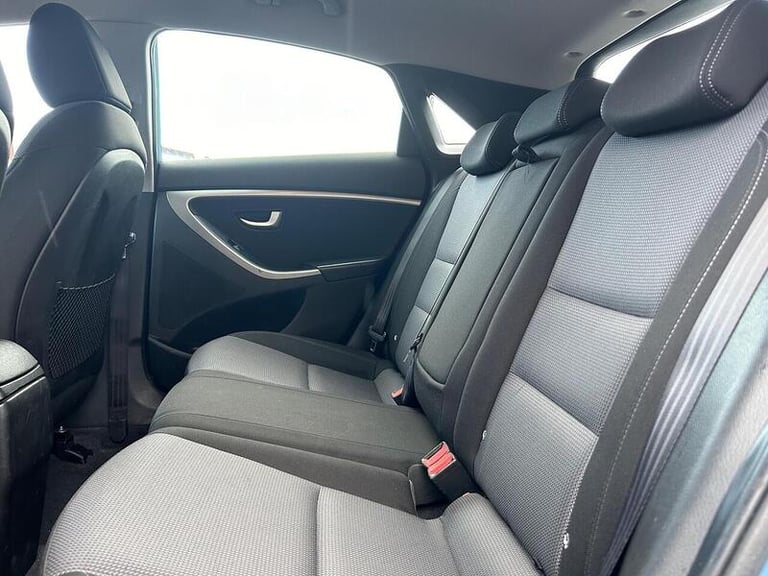 2015 Hyundai i30 1.6 CRDi Blue Drive SE Hatchback 5dr Diesel Manual Euro 6 (s/s) (110 ps) Hatchba...