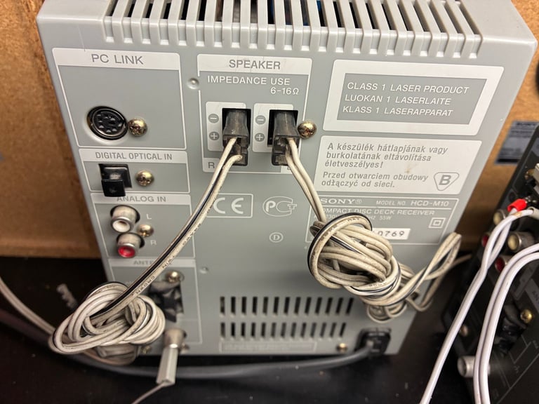 Sony CMT-M100MD stereo system