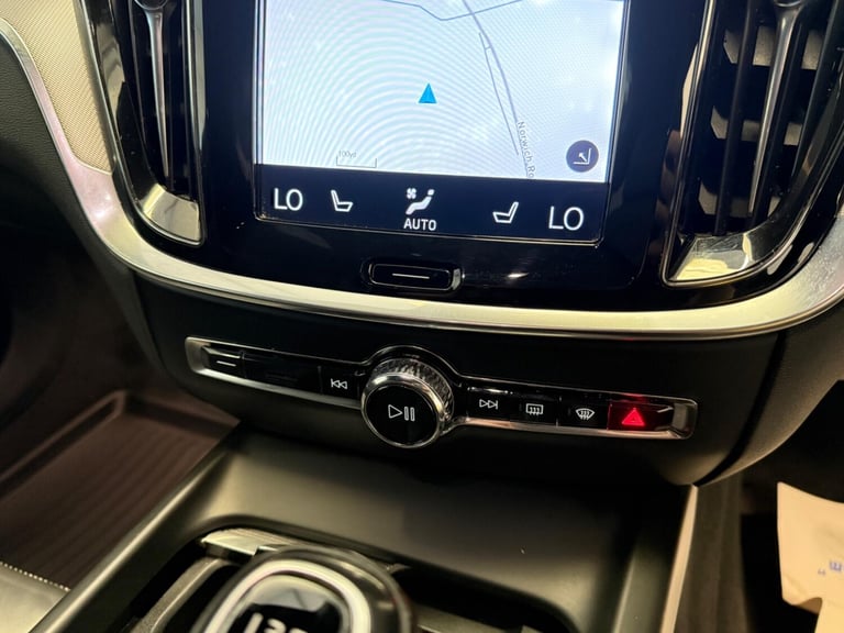 2019 Volvo V60 2.0 D3 R-Design Euro 6 (s/s) 5dr ESTATE Diesel Manual
