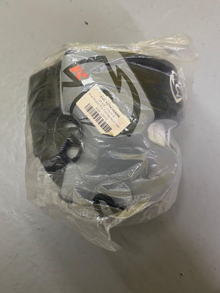 Full Boxing Gear Bundle – Rival Gloves, Headgear, Bag Gloves + Groin Guard (Brand New) Rival brand