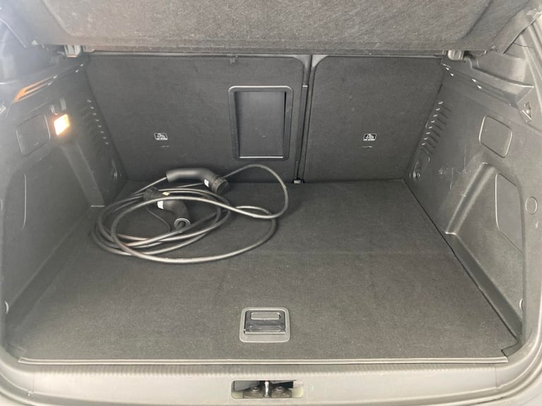 2024 Peugeot 3008 1.6 12.4kWh Allure SUV 5dr Petrol Plug-in Hybrid e-EAT Euro 6 (s/s) (180 ps Suv...