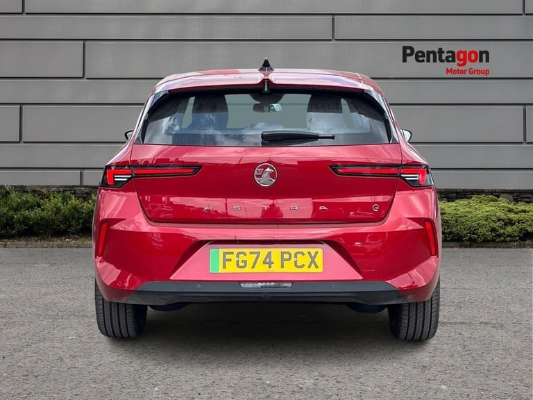  Vauxhall Astra Electric 54kwh Design Hatchback 5dr Electric Auto 156 Ps
