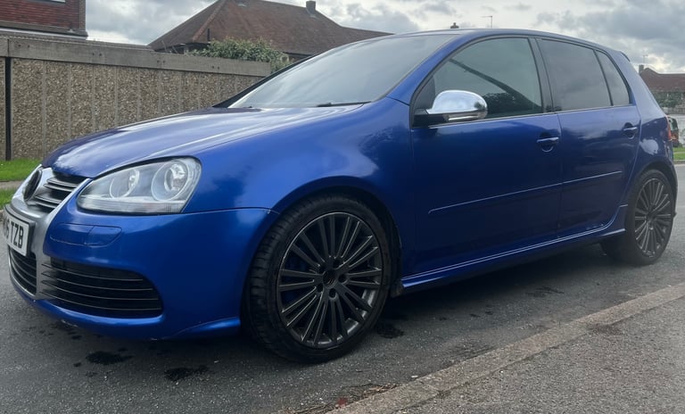 image for Volkswagen Golf r32 v6 Hatchback 2006 Semi-Auto, 3189 (cc), 5 doors