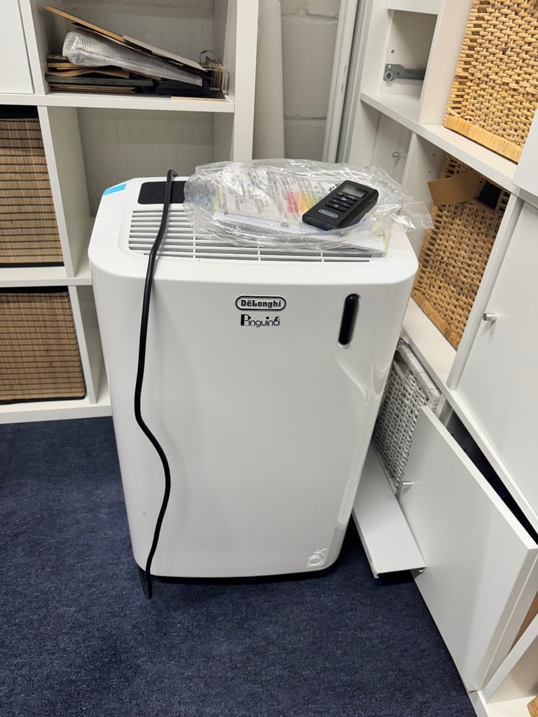 image for De'Longhi Pinguino portable air con unit 