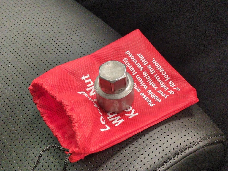 2024 Jaguar I-Pace 400 90kWh R-Dynamic HSE Black SUV 5dr Electric Auto 4WD (400 ps) - HEAT AND Su...