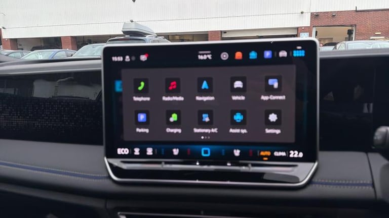 2025 Volkswagen Tiguan 1.5 TSI eHybrid R-Line 5dr DSG ESTATE PETROL/ELECTRIC Automatic