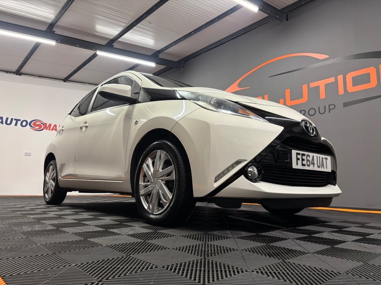2014 Toyota AYGO 1.0 VVT-i X-Pression 5dr x-shift HATCHBACK Petrol Manual