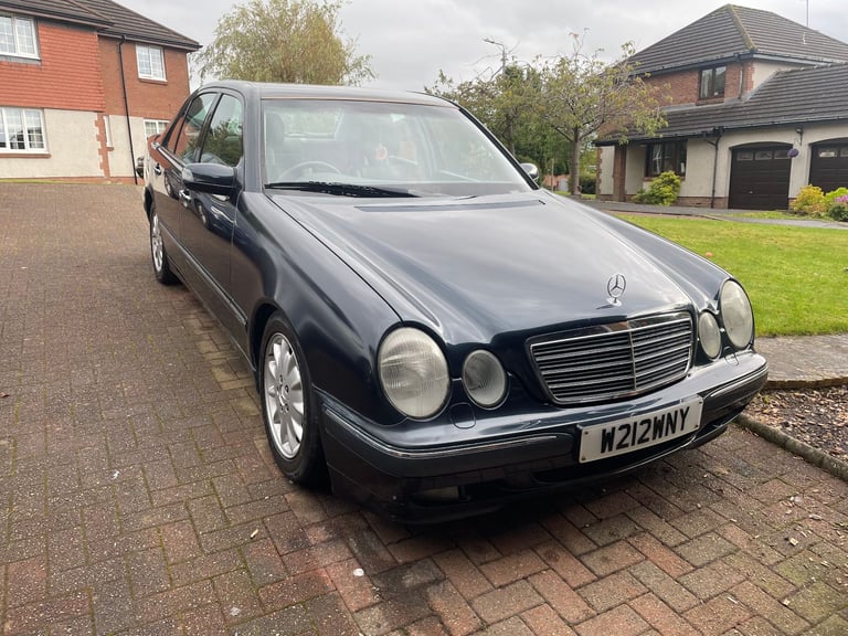 Mercedes-Benz, E CLASS, Saloon, 2000, Automatic, 2398 (cc), 4 doors