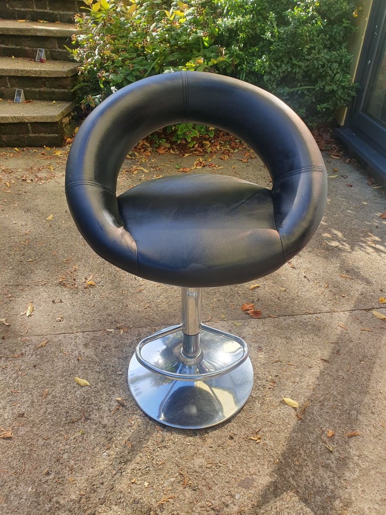 image for Bar Stools x 4