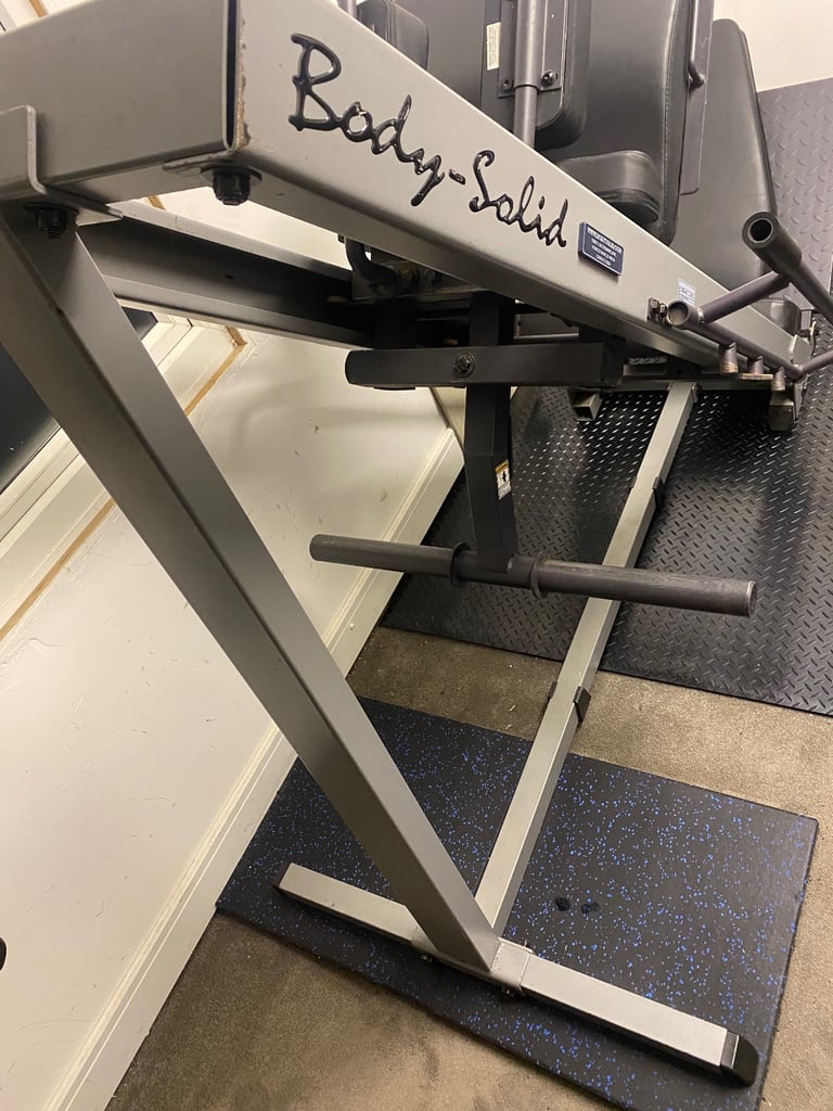 BodySolid leg press & hack squat machine RRP: £1389.99