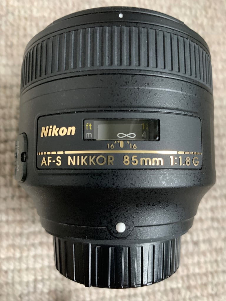 image for Nikon 85mm f1.8 G - excellent condition 