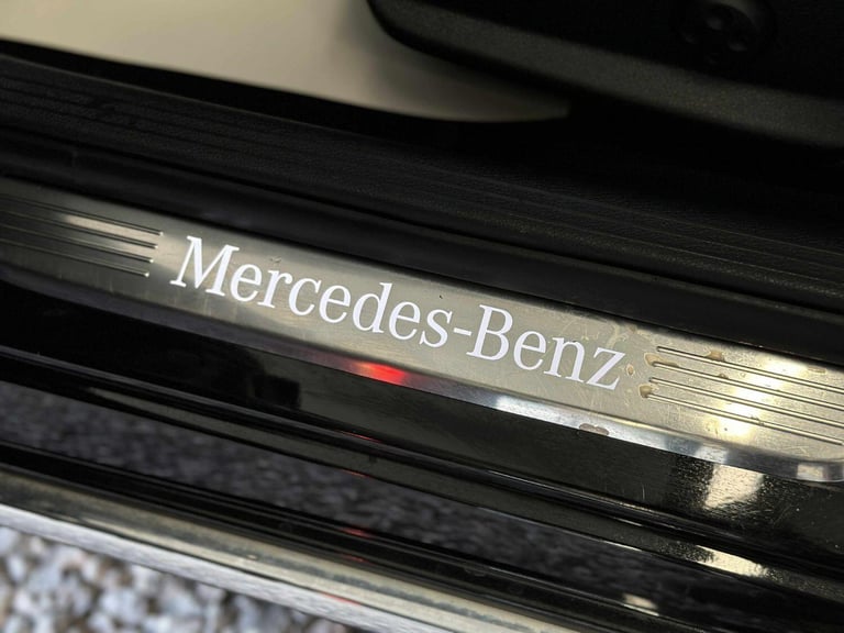 MERCEDES-BENZ C CLASS 2.0 C350e 6.4kWh Sport Black Auto Petrol Plug-in Hybrid 20