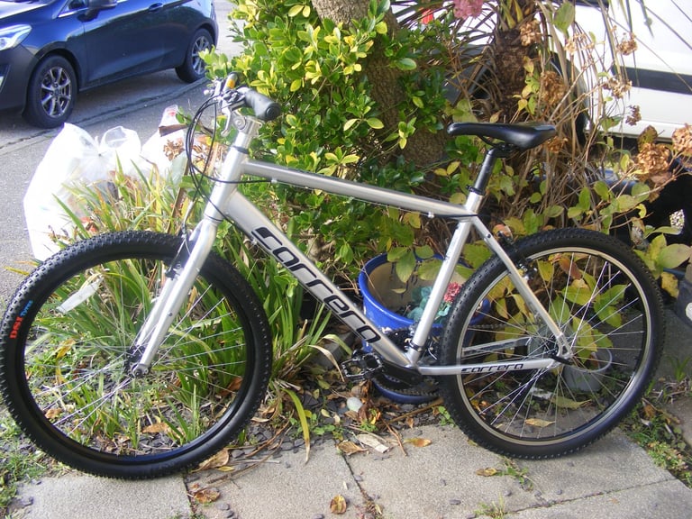 CARRERA PARVA 27.5 WHEEL BIKE 20" ALUM FRAME IN GOOD CLEAN CONDITION