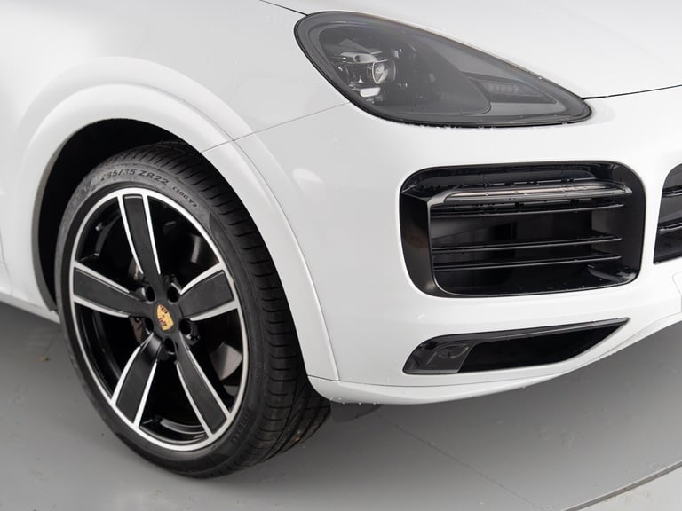 2023 Porsche Cayenne 3.0T V6 Platinum Edition SUV 5dr Petrol TiptronicS 4WD