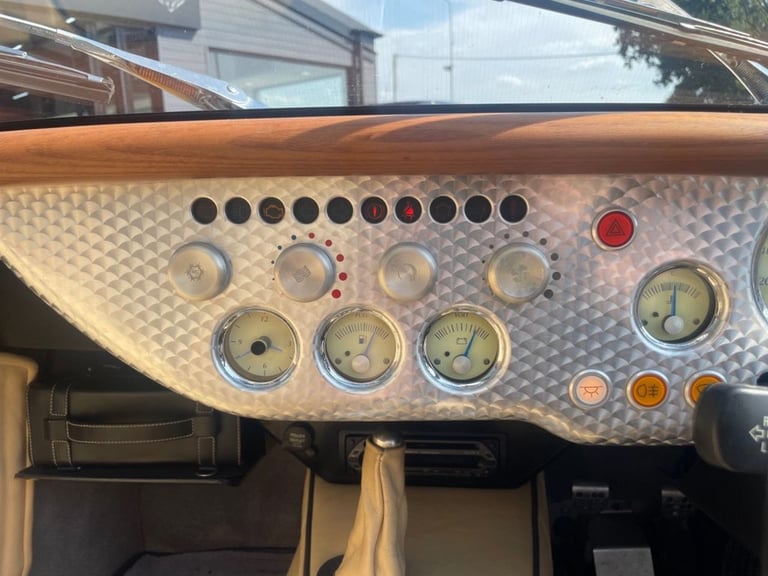 2003 52 MORGAN AERO 4.4 AERO 8 2-SEAT 2D 282 BHP
