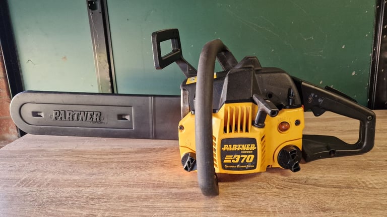 Chainsaw Partner Sweden 370 