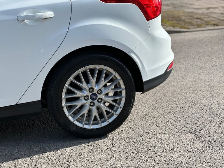 2014 Ford Focus 1.6 TDCi Edge ECOnetic 5dr HATCHBACK Diesel Manual