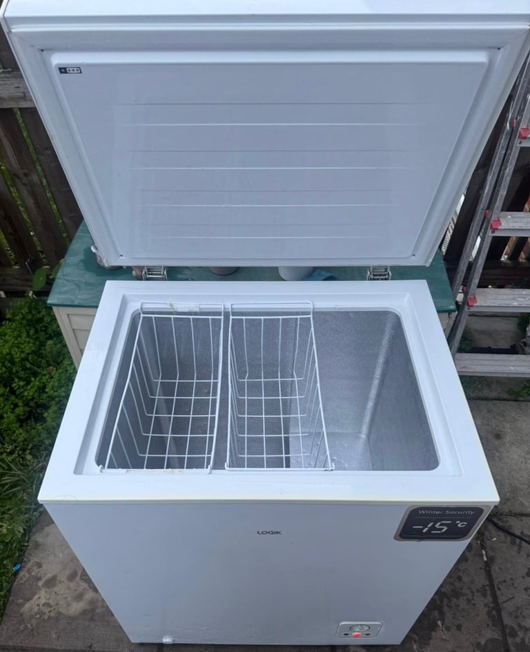 image for Logik 139L Chest Freezer For Sale/ FREE DELIVERY