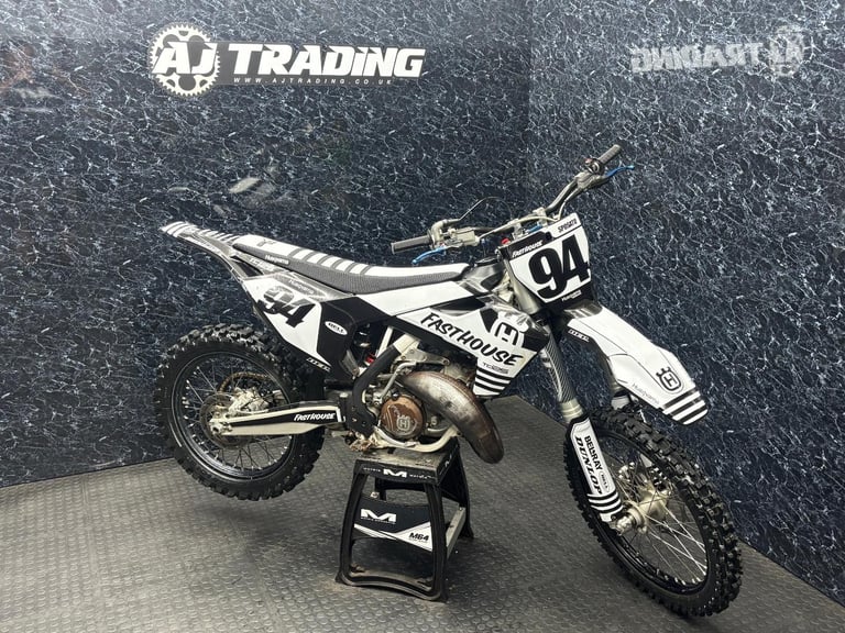 Husqvarna TC 125 2018 (MX / ENDURO / MOTOCROSS / DIRT BIKE) @ AJ TRADING