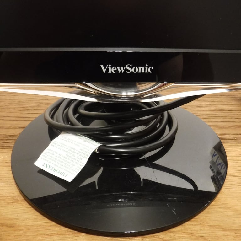 LED Monitor 24inch; ViewSonic VX2452MH – HDMI, 1080p, Works, Minor Wear