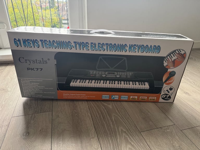 ELECTRONIC KEYBOARD