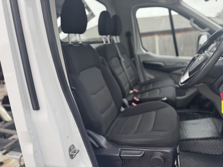 2022 Maxus Deliver 9 BASE MH C/C CHASSIS CAB Diesel Manual