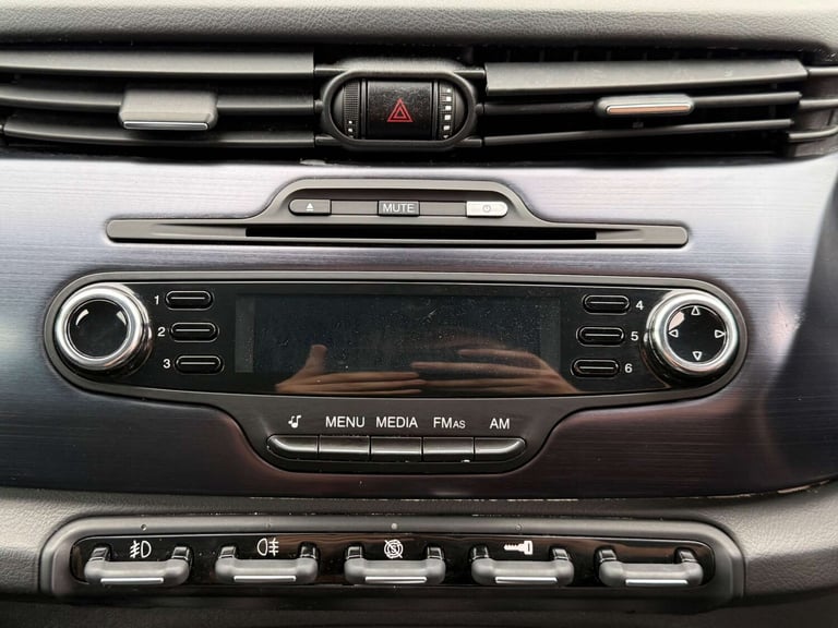 2012 Alfa Romeo Giulietta 1.6 JTDM-2 Veloce 5dr HATCHBACK DIESEL Manual