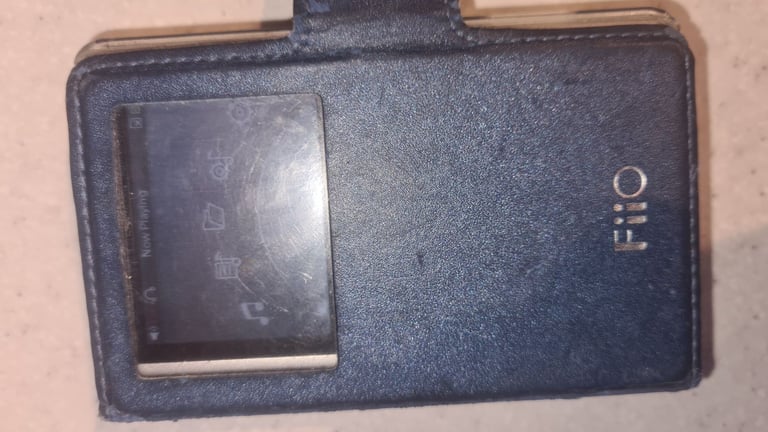 FiiO X1 High Resolution Lossless Music Audio Player in silver is a top quality digital music player