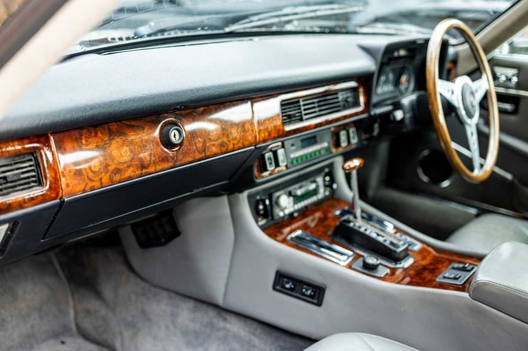 1986 Jaguar XJS 5.3 V12 HE Sports 2dr Auto (1986) SALOON Petrol Automatic