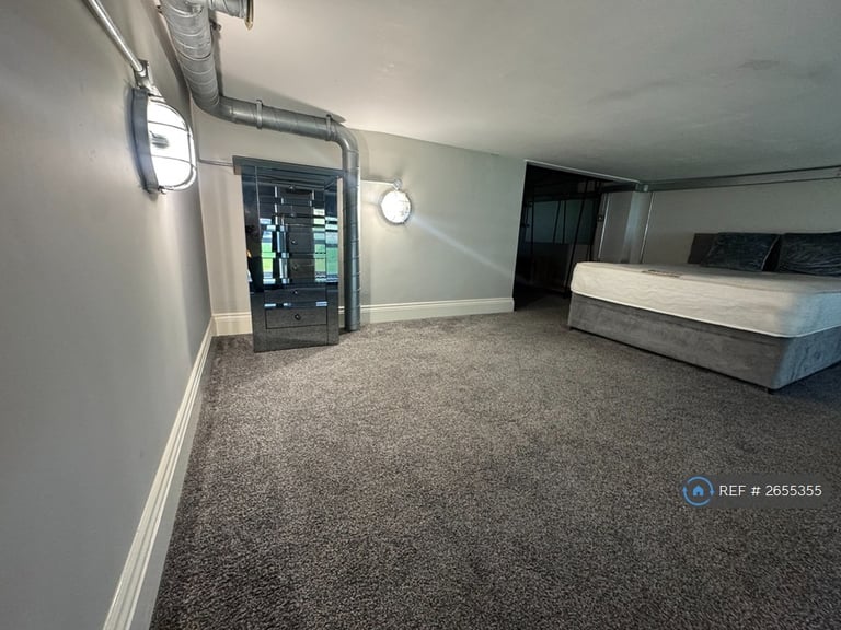 1 bedroom flat in Welch House, Hyde Park, Doncaster, DN4 (1 bed) (#2655355)