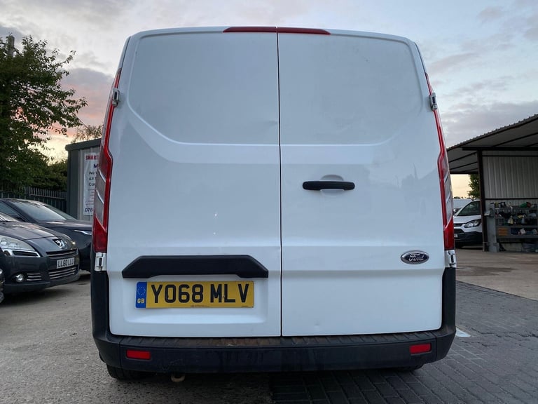 2019 Ford Transit Custom 2.0 300 EcoBlue L1 H1 Euro 6 5dr PANEL VAN Diesel Manual