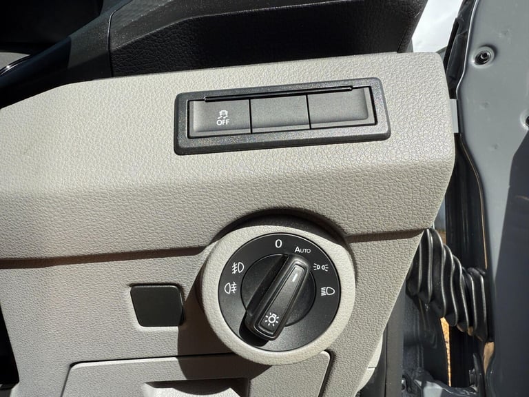 2024 Volkswagen Transporter 2.0 TDI T28 Highline FWD SWB Euro 6 (s/s) 5dr PANEL VAN Diesel Manual