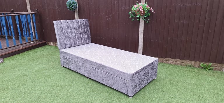 image for Ohiowa divan bed two drawers and Head Board.