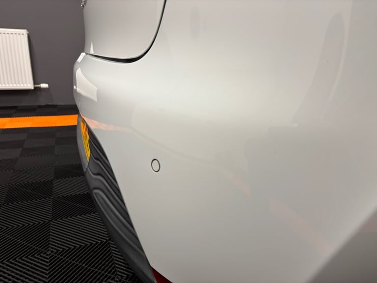 2016 Renault Clio 1.2 16V Play 5dr HATCHBACK Petrol Manual