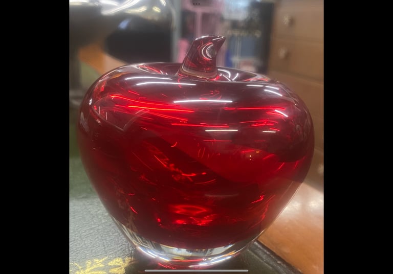 Beautiful hand blown glass candy apple 