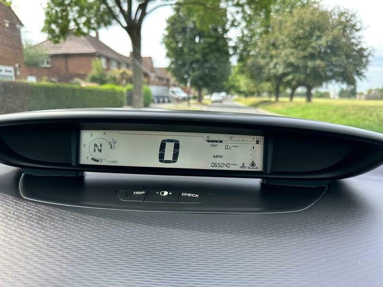 2009 Citroen C4 1.6 HDi VTR+ EGS6 Euro 4 3dr COUPE Diesel Automatic