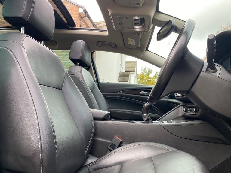 2018 Vauxhall Insignia 2.0 Turbo D BlueInjection Elite Nav Sports Tourer 5dr