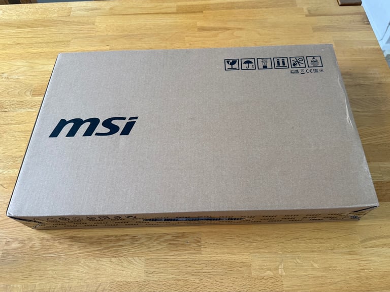 MSI GS66 Stealth Gaming Laptop RTX2060 bundle